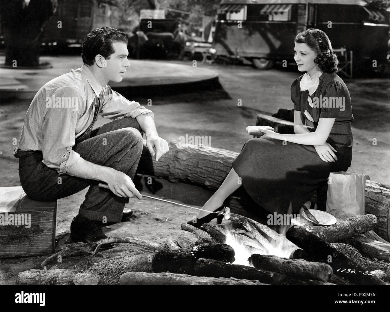 Original Film Titel: COCOANUT GROVE. Englischer Titel: COCOANUT GROVE. Regisseur: ALFRED SANTELL. Jahr: 1938. Stars: FRED MACMURRAY; HARRIET HILLIARD. Quelle: Paramount Pictures/Album Stockfoto