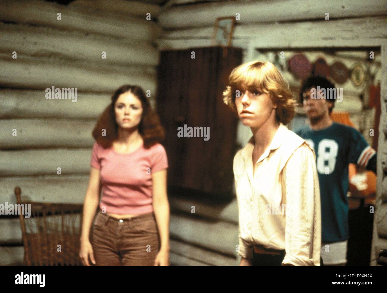 Original Film Titel: FREITAG DER 13. Englischer Titel: FREITAG DER 13. Regisseur: SEAN S. CUNNINGHAM. Jahr: 1980. Stars: ADRIENNE KÖNIG; JEANNINE TAYLOR. Quelle: Paramount Pictures/Album Stockfoto