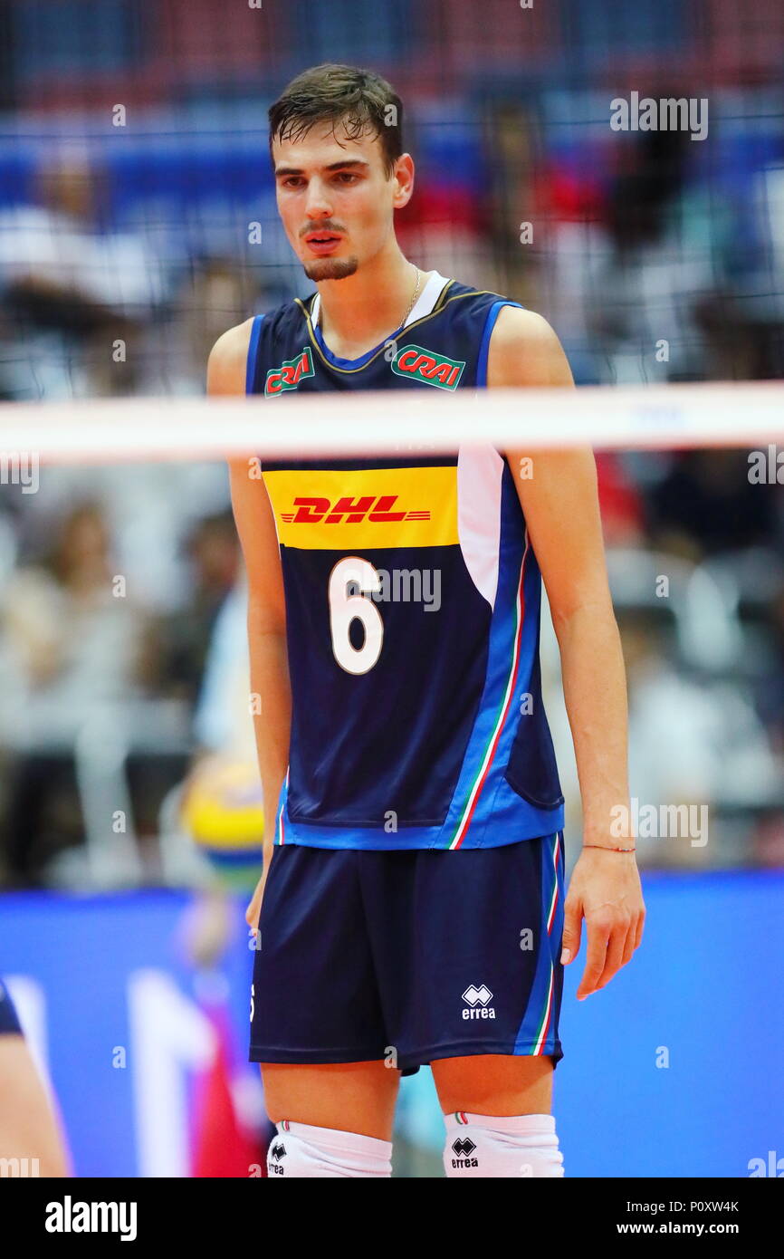 Osaka, Japan. 8. Juni 2018. Simone Giannelli (ITA) Volleyball: FIVB Volleyball Nationen Liga 2018 Men's Osaka zwischen Italien 2-3 Polen Maruzen Intec Arena Osaka in Osaka, Japan. Credit: Naoki Nishimura/LBA SPORT/Alamy leben Nachrichten Stockfoto