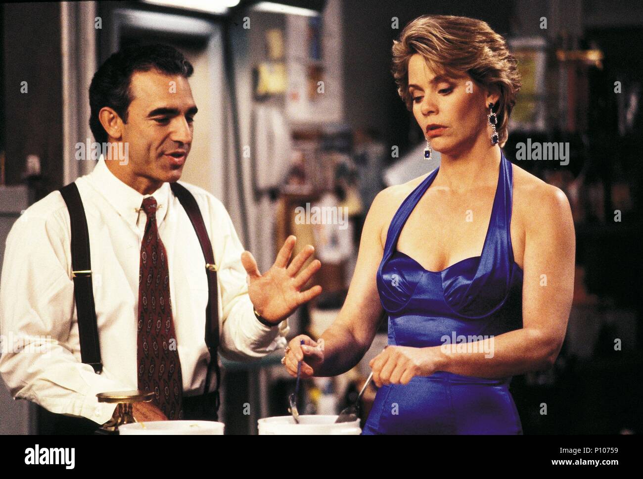 Original Film Titel: Liebe und Krieg - TV. Englischer Titel: Liebe und Krieg - TV. Regisseur: MICHAEL LEMBECK. Jahr: 1992. Stars: JAY THOMAS; SUSAN DEY. Quelle: CBS-TV/Album Stockfoto