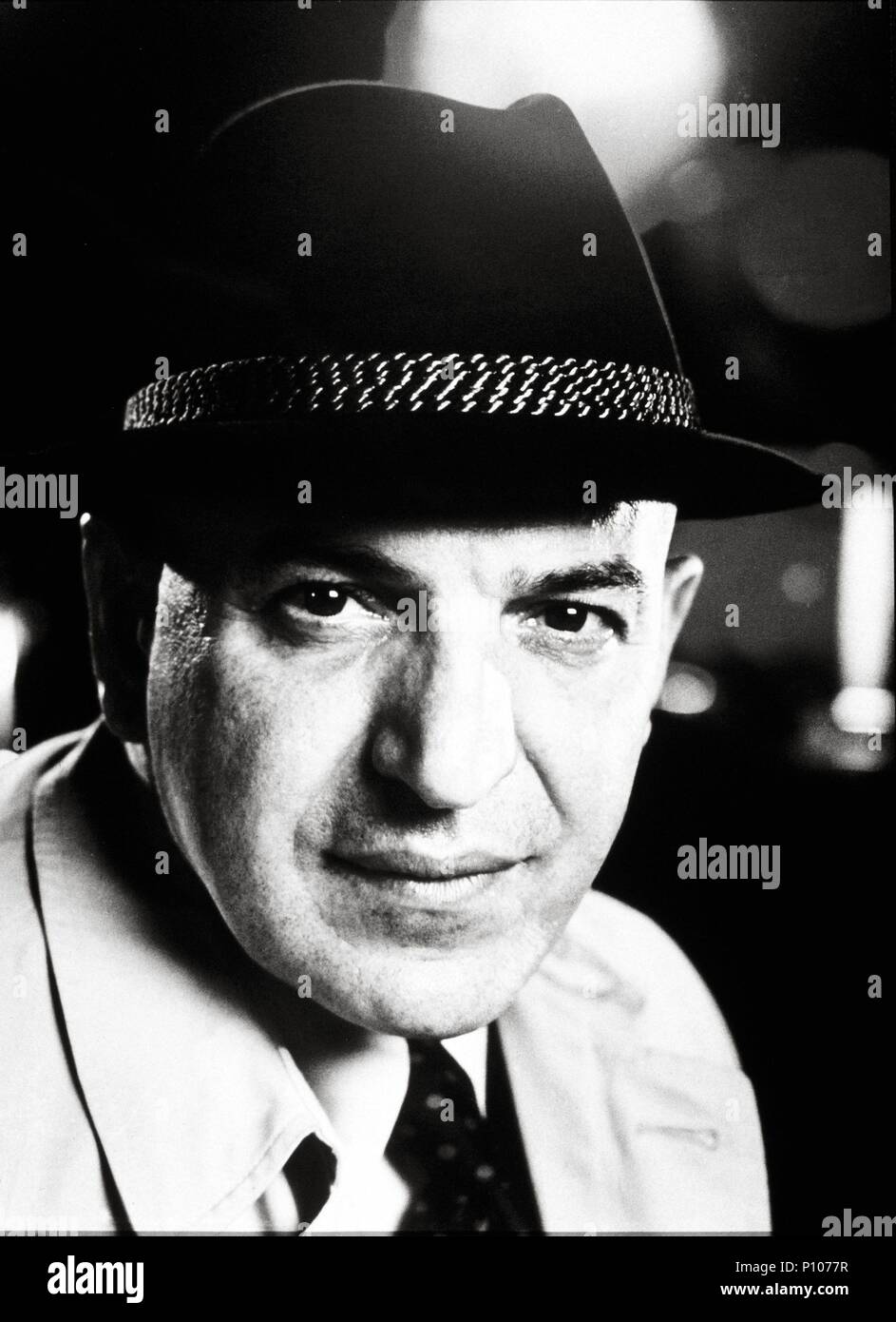 Original Film Titel: Kojak - TV. Englischer Titel: Kojak - TV. Jahr: 1973. Stars: TELLY SAVALAS. Quelle: UNIVERSAL TV/Album Stockfoto