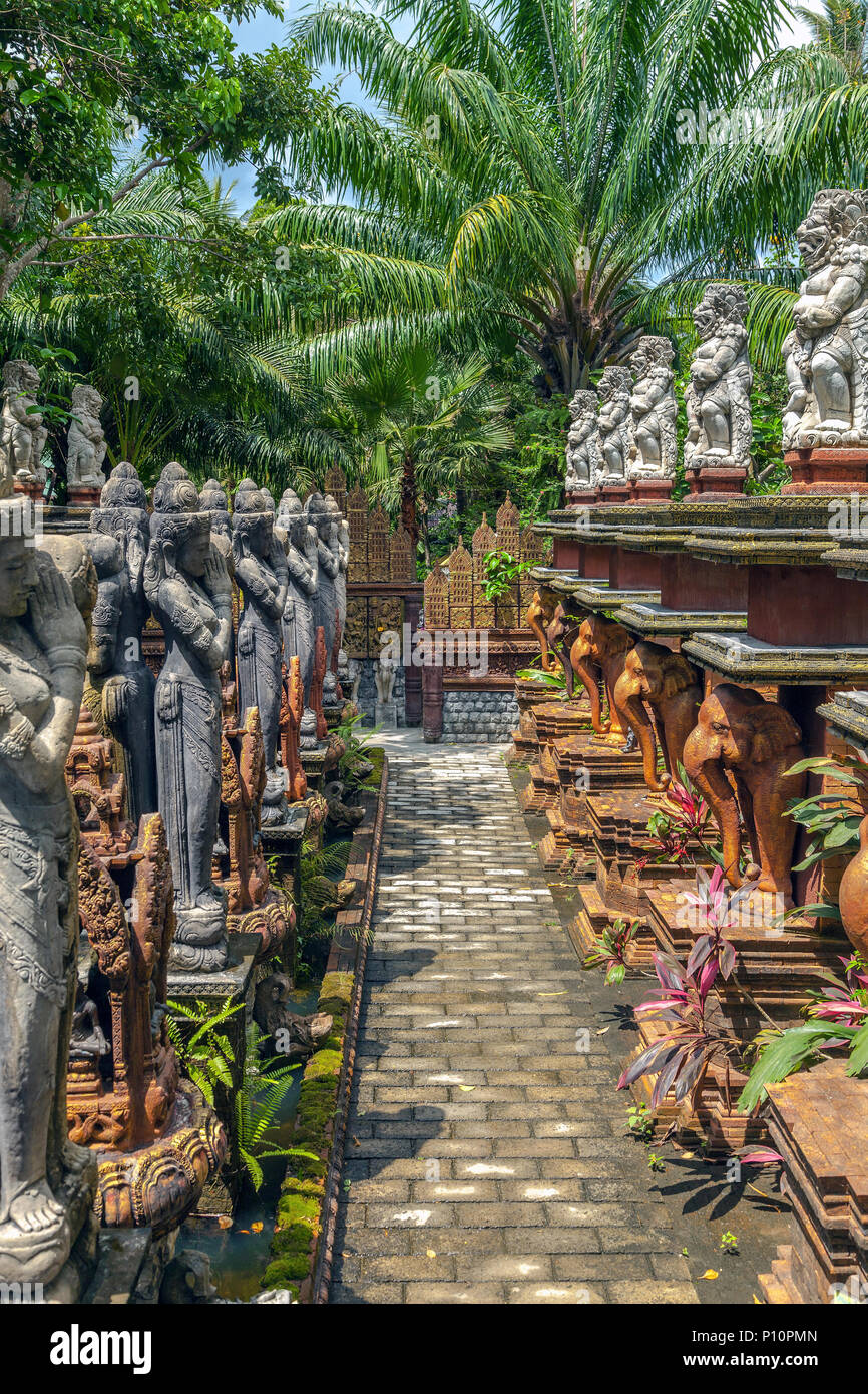 Samui, Thailand - 5. März 2015: Dusit Dhewa - Samui Kulturzentrum und Fine Art in Südostasien Stockfoto