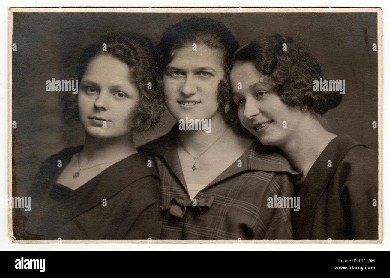 Die tschechoslowakische Republik - ca. 1940 s: Vintage Foto der jungen Frauen Stockfoto