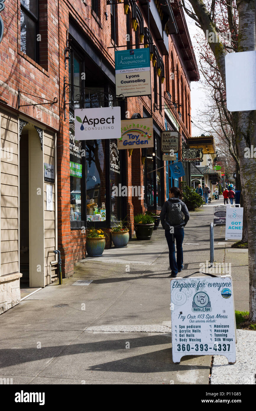 Geschäfte entlang der Harris Avenue, historischen Fairhaven Bezirk, Bellingham, Washington, USA Stockfoto