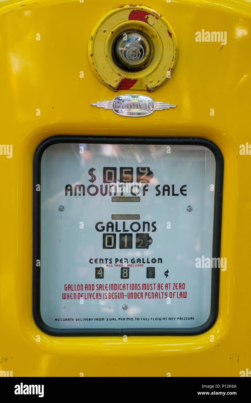 Alte gas Dispenser - Benzin pumpe counter Display Stockfoto