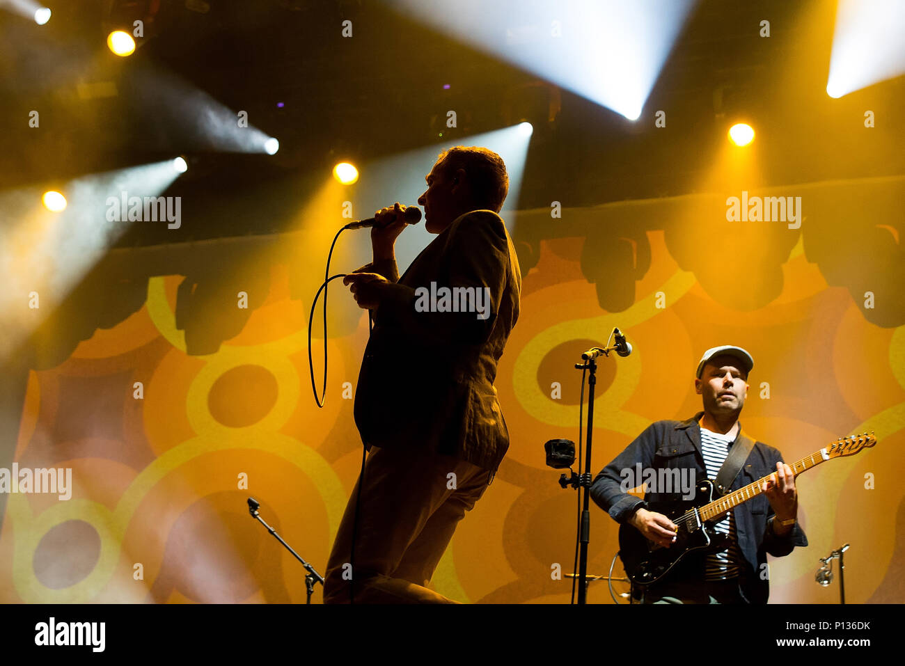 BARCELONA - Mai 30: Belle & Sebastian (Band) im Konzert an Primavera Sound Festivals durchführen am 30. Mai 2018 in Barcelona, Spanien. Stockfoto