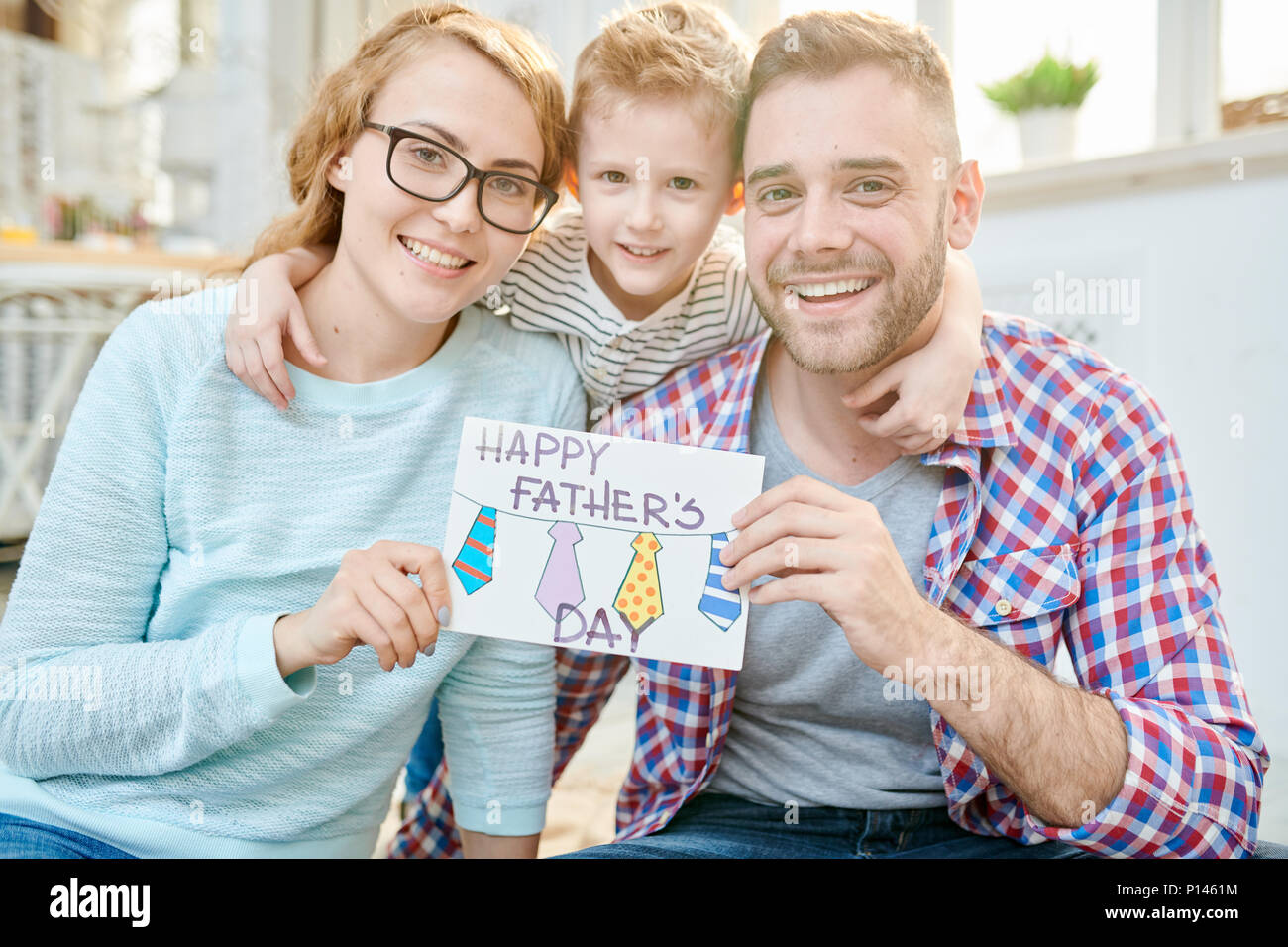 Happy Family feiern Vatertag Stockfoto