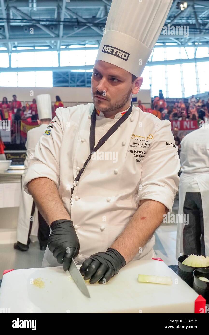 Turin, Italien. 11 Juni, 2018. Torino. semifinali Bocuse d'Or Europa 2018. Im Bild: Juan Manuel Salgado Credit: Unabhängige Fotoagentur/Alamy leben Nachrichten Stockfoto