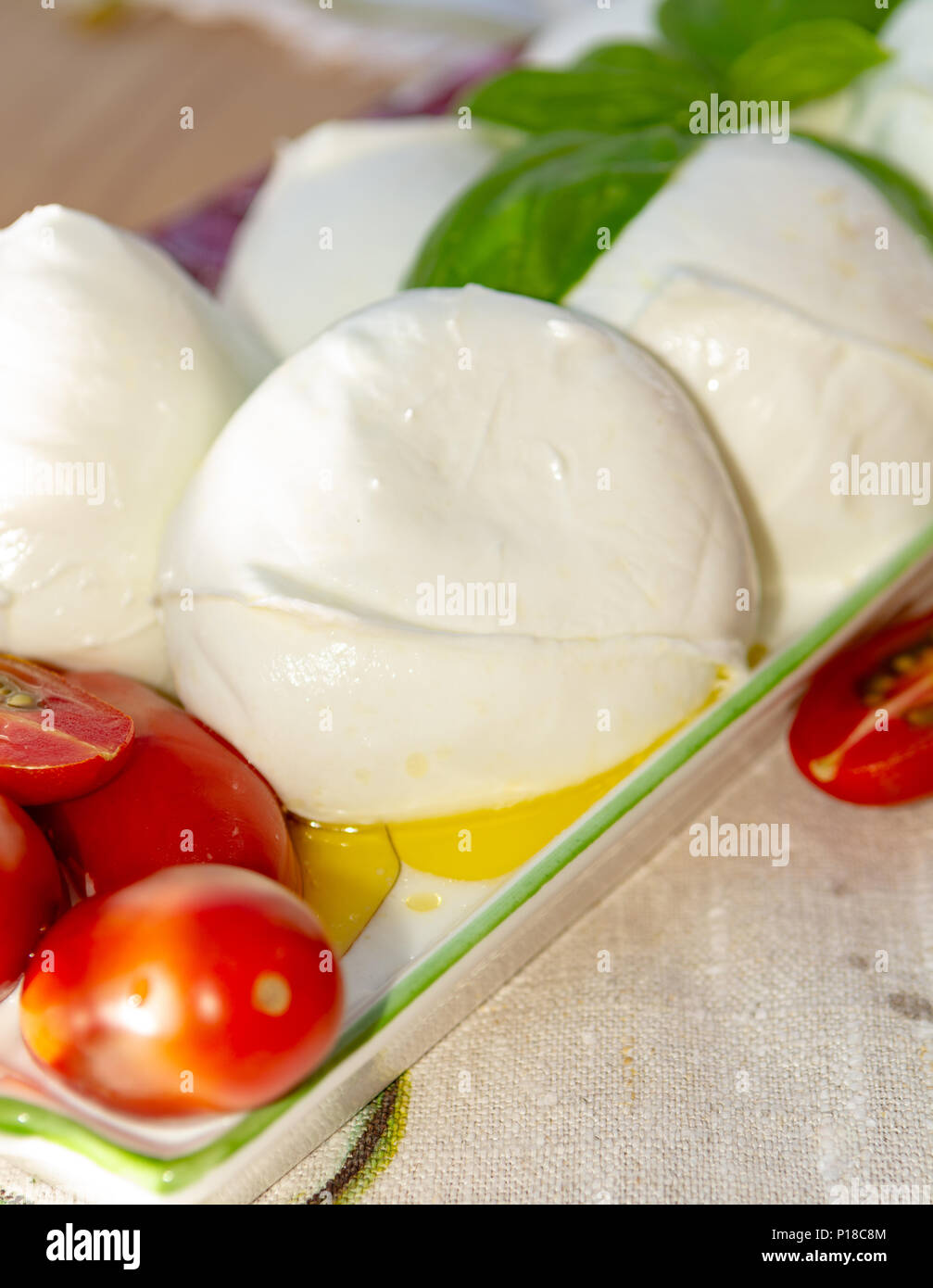Frische Italienische weißer Käse Mozzarella Büffel, original aus ...