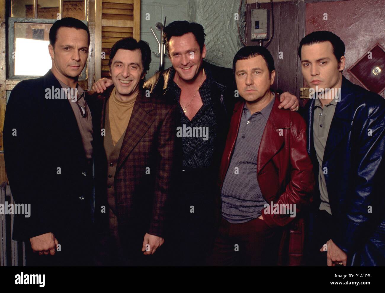 Original Film Titel: DONNIE BRASCO. Englischer Titel: DONNIE BRASCO. Regisseur: Mike Newell. Jahr: 1997. Stars: Al Pacino, Johnny Depp, Michael Madsen; BRUNO KIRBY; James Russo. Quelle: TRI STAR BILDER / Album Stockfoto