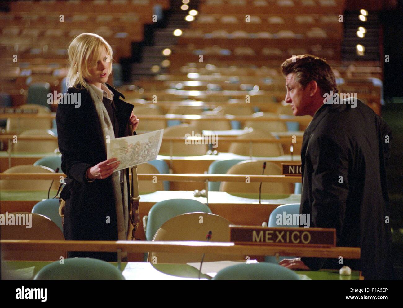 Original Film Titel: DER DOLMETSCHER. Englischer Titel: DER DOLMETSCHER. Regisseur: Sydney Pollack. Jahr: 2005. Stars: Sean Penn; Nicole Kidman. Quelle: UNIVERSAL PICTURES/BRAY, Phil/Album Stockfoto