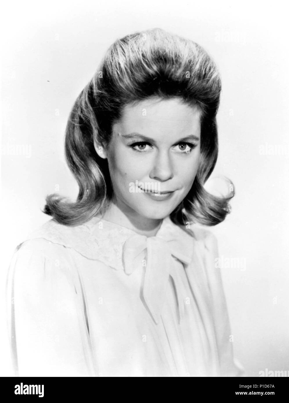 Original Film Titel: VERHEXT. Englischer Titel: VERHEXT. Jahr: 1964. Stars: ELIZABETH MONTGOMERY. Quelle: Columbia Pictures/Album Stockfoto