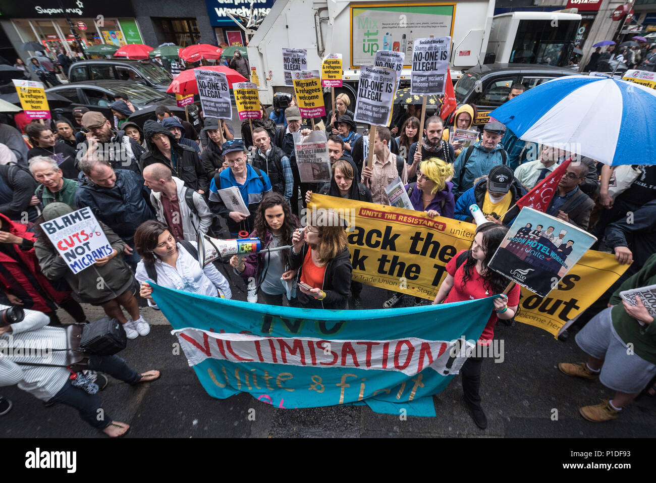 114 High Holborn, London, 1. August 2016. Bis zu 150 Demonstranten Stadium eine Demonstration außerhalb einer Niederlassung von Byron Burger in Holborn, London. Th Stockfoto