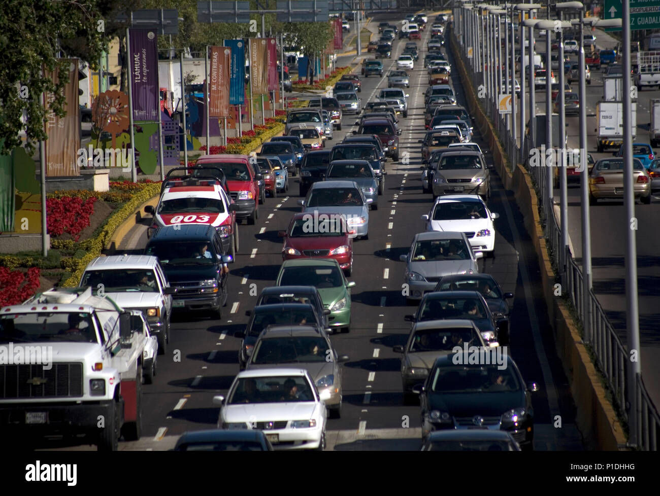 Autos Stau in Mexiko Stadt. Stockfoto
