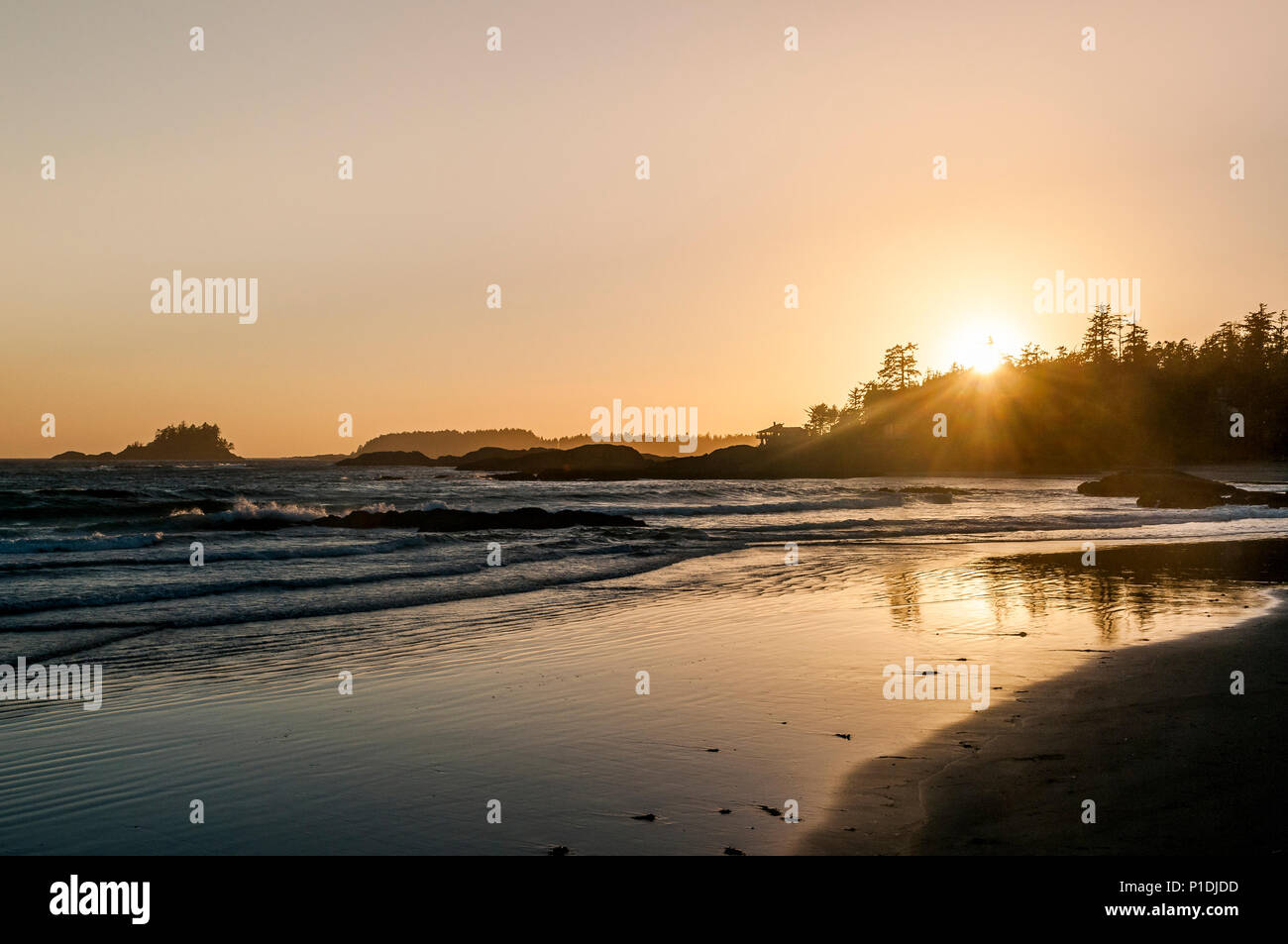 Sonnenuntergang, Chesterman Beach, Tofino, Britisch-Kolumbien, Kanada Stockfoto