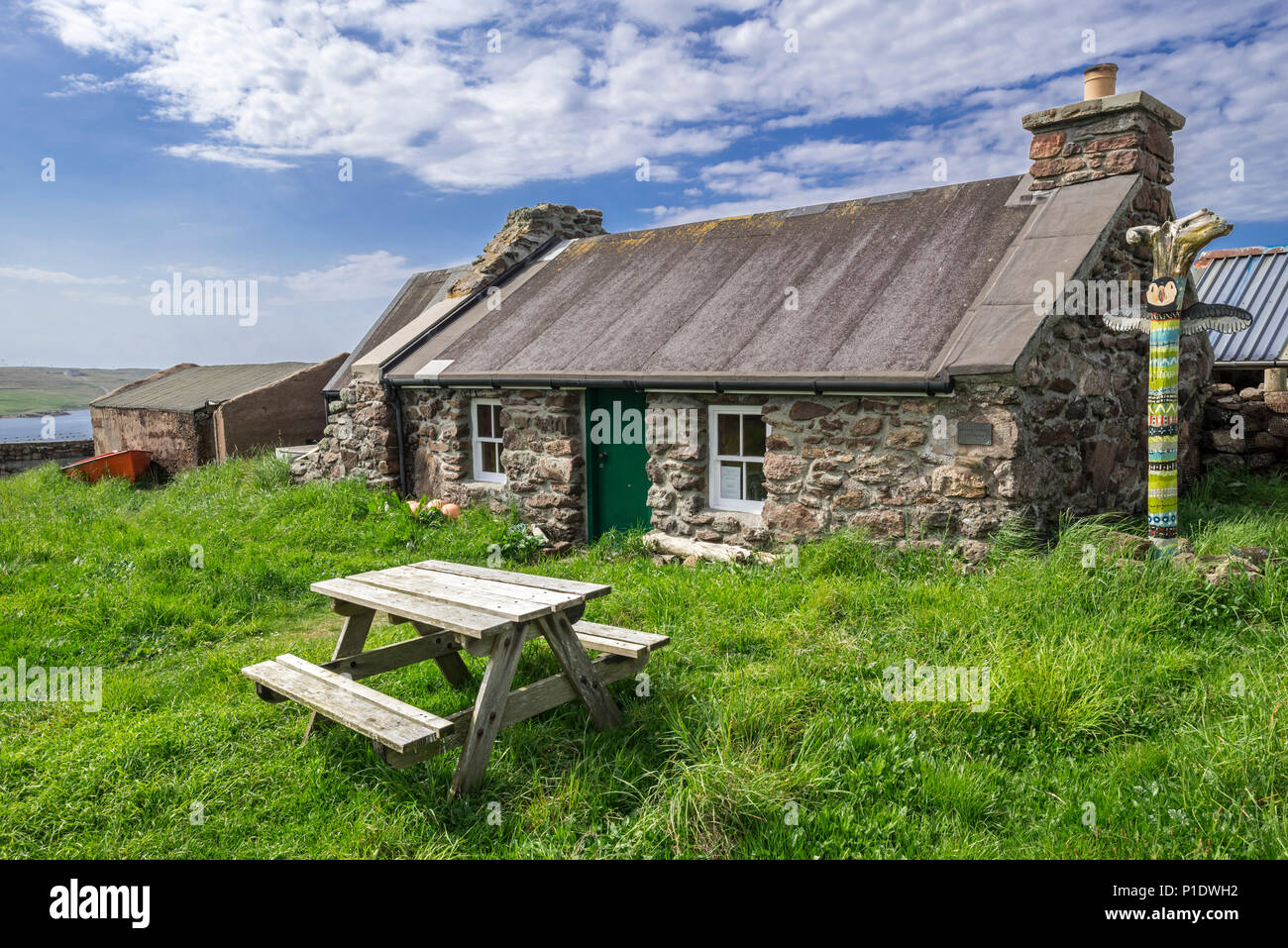 Johnnie Vorstellungen camping böd, Geburtsort von John Williamson in Hamnavoe bei Eshaness in Northmavine, Shetlandinseln, Schottland, Großbritannien Stockfoto