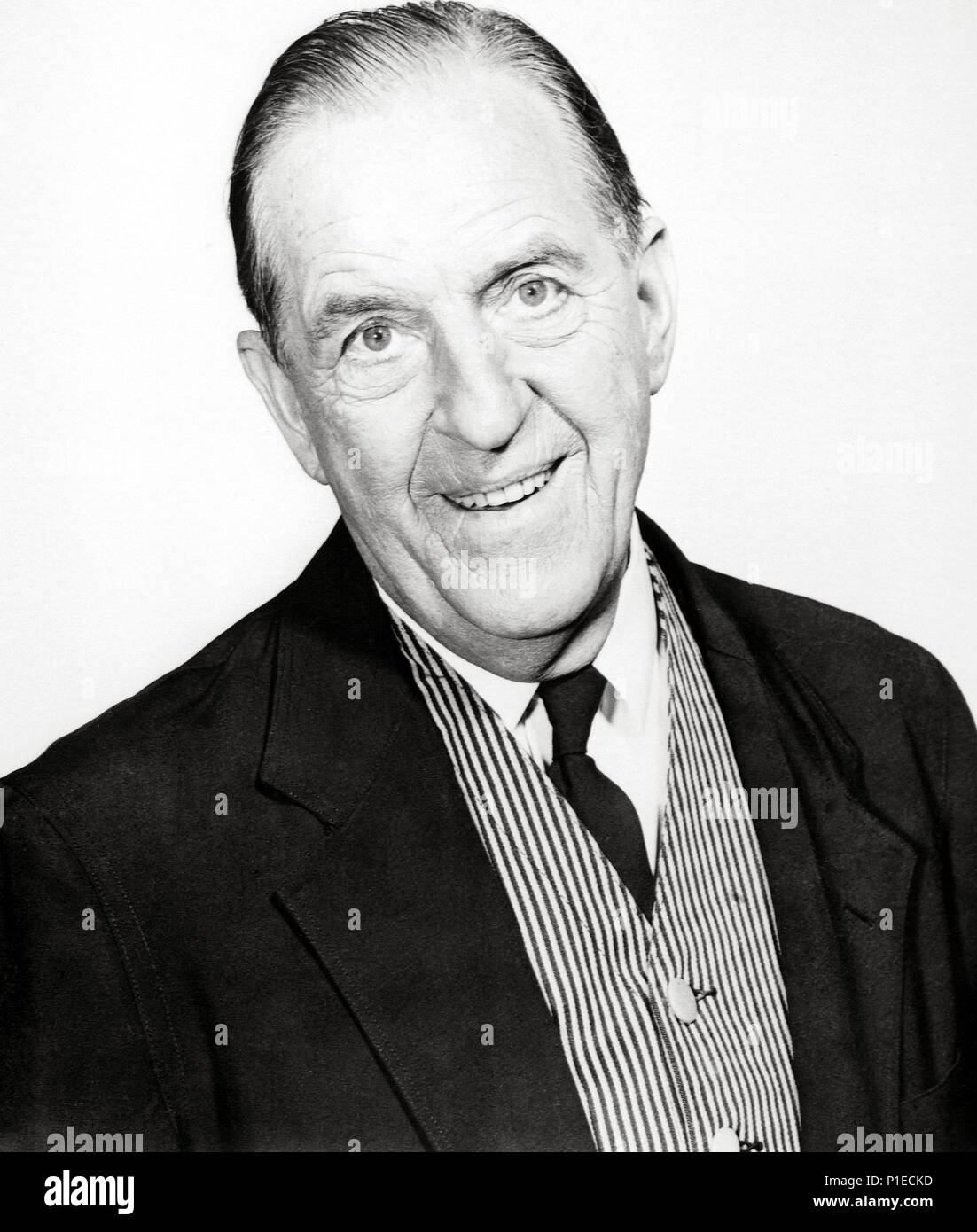 Original Film Titel: UNSER MANN HIGGINS - TV. Englischer Titel: UNSER MANN HIGGINS. Film Regie: EARL BELLAMY. Jahr: 1962. Stars: STANLEY HOLLOWAY. Credit: SCREEN GEMS/Album Stockfoto