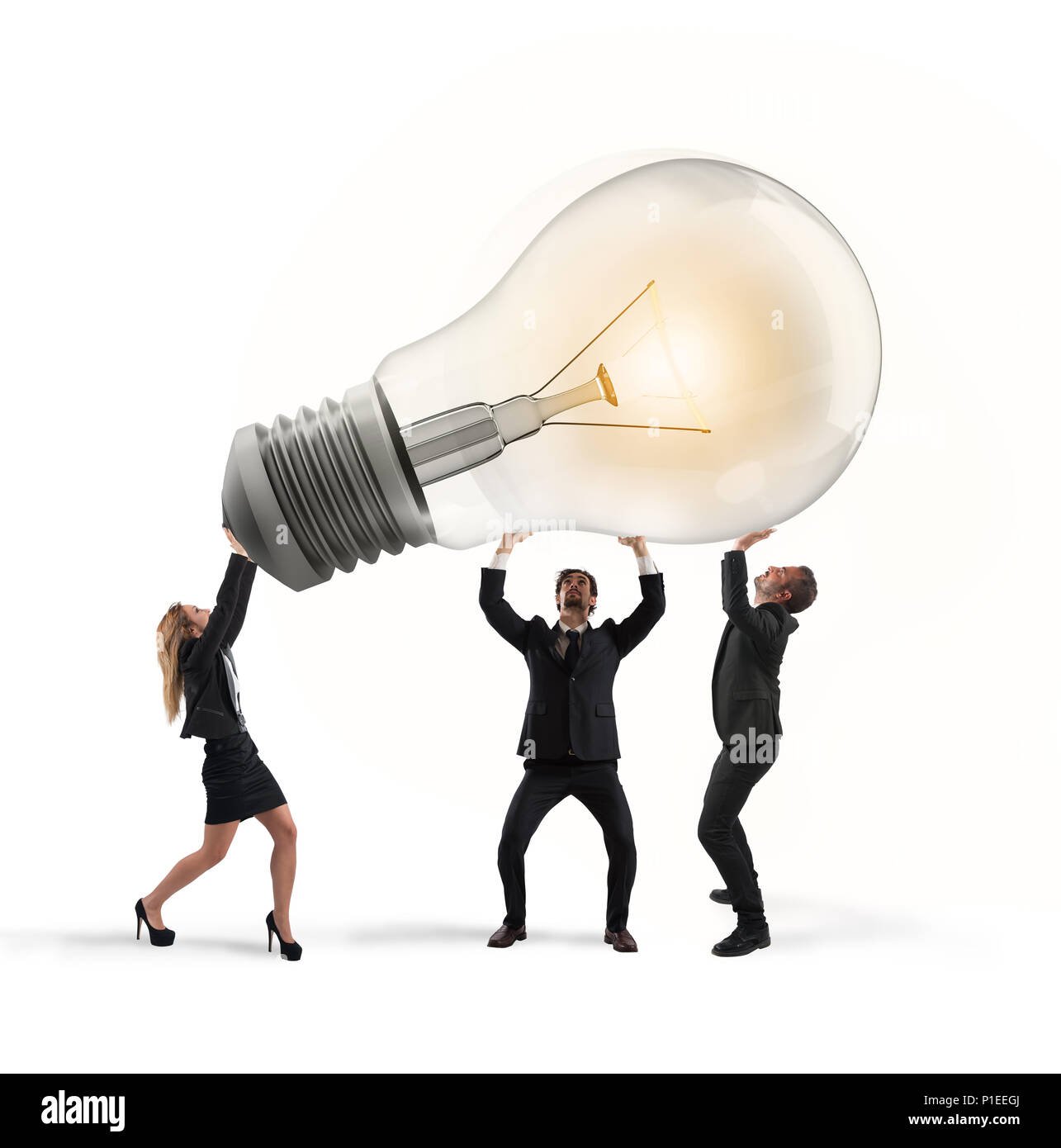 Geschäftsleute halten einer Glühlampe. Konzept der neuen Idee und Unternehmensgründung Stockfoto