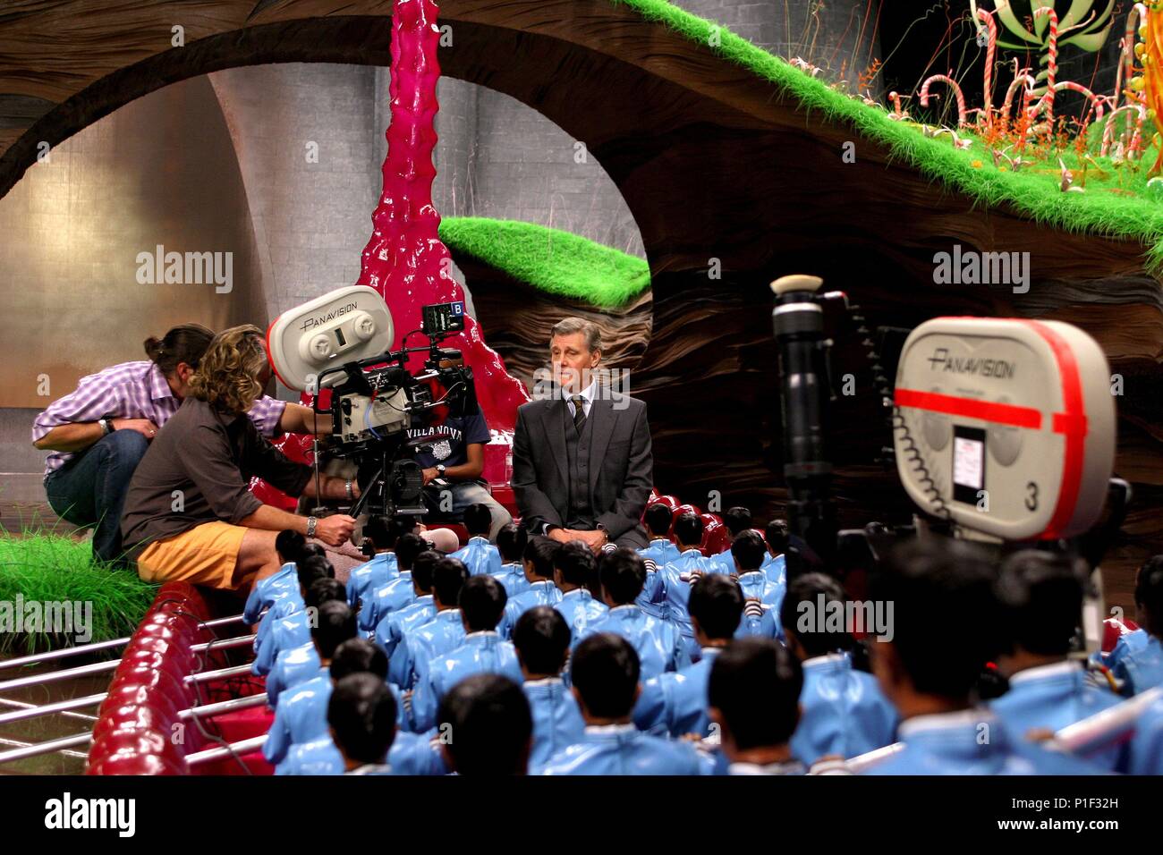 Original Filmtitel: Charlie und die Schokoladenfabrik. Englischer Titel: Charlie und die Schokoladenfabrik. Regisseur: Tim Burton. Jahr: 2005. Quelle: WARNER BROS. /Album Stockfoto