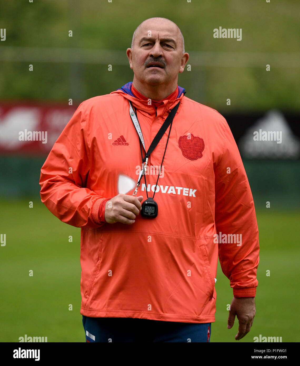 Neustift, Tirol, Österreich - Mai 27., 2018. Die russische Nationalmannschaft Trainer Stanislav Cherchesov während der Trainingslager in Neustift, Österreich. Stockfoto