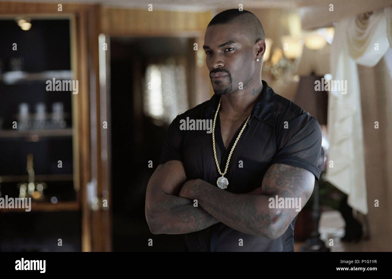 Original Film Titel: INS BLAUE. Englischer Titel: INS BLAUE. Regisseur: John STOCKWELL. Jahr: 2005. Stars: Tyson Beckford. Quelle: Columbia Pictures/Johnson, John S./Album Stockfoto