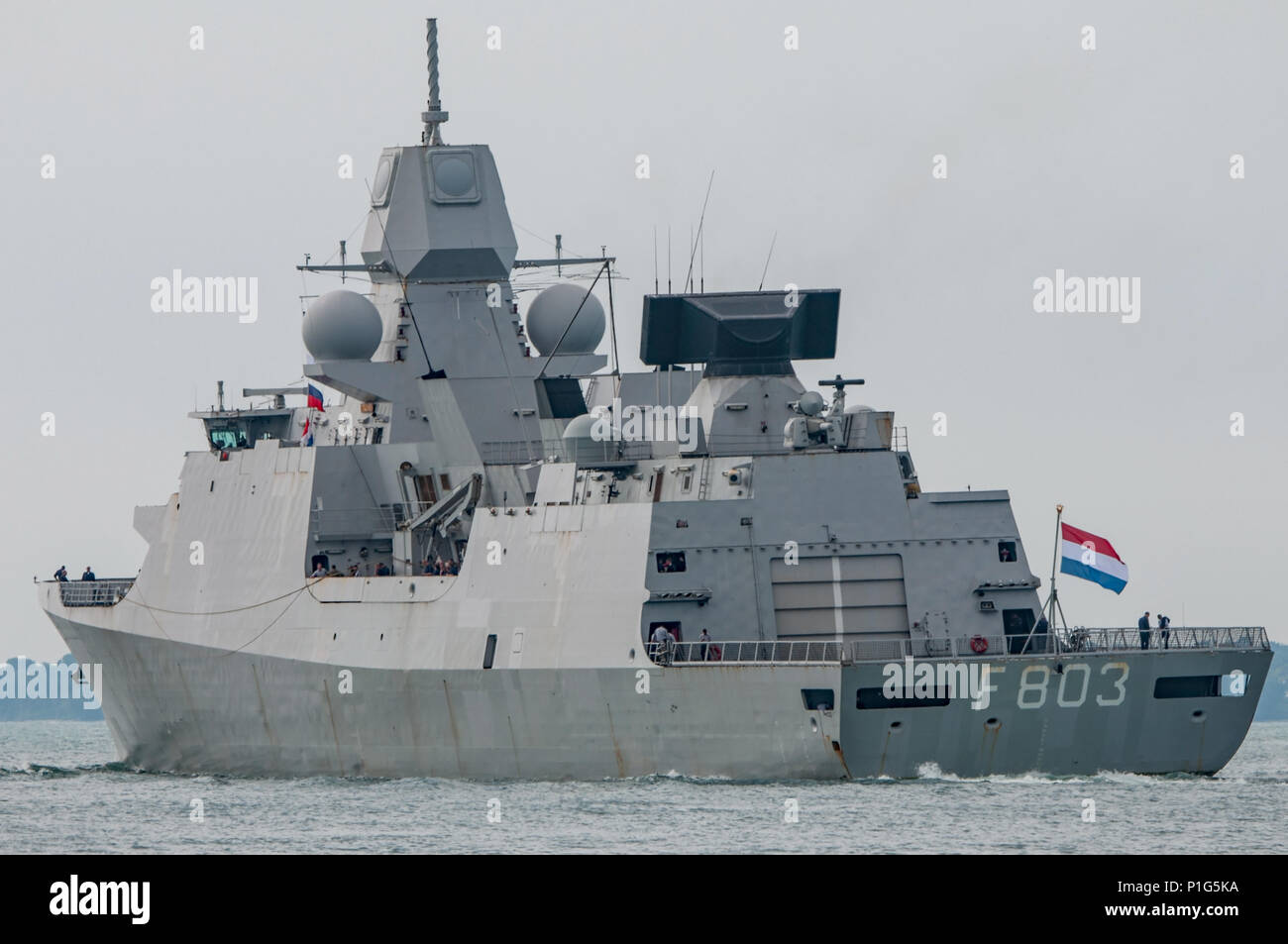 Die niederländische Marine (Koninklijke Marine) Fregatte HNLMS Tromp (F 803) Abflug Portsmouth, Großbritannien am 11. Juni 2018. Stockfoto