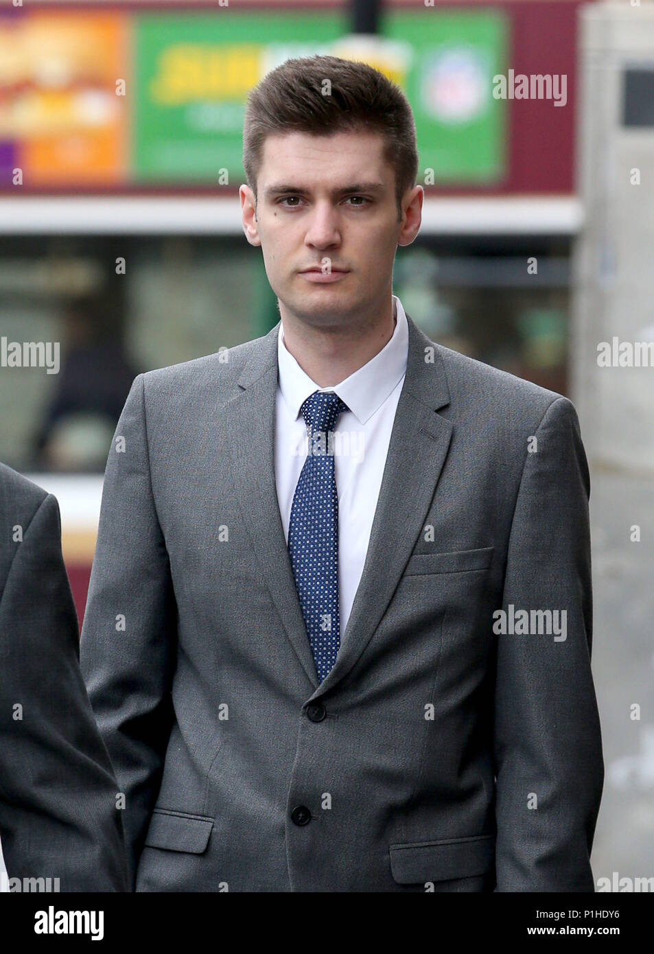 Stephen Coxen, von Bury, Lancashire, kommt an der Verletzungen Court in Edinburgh, wo für &Pound geklagt wird; 100.000 in der Schäden, die durch eine Frau, die er zuvor vom Rauben in St Andrews in 2013 behoben wurde. Stockfoto