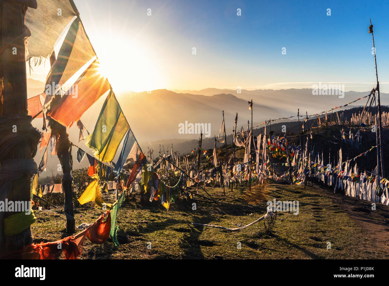 Erleben Sonnenaufgang auf 4000 Metern der höchste Pass von Bhutan, Chele La Stockfoto