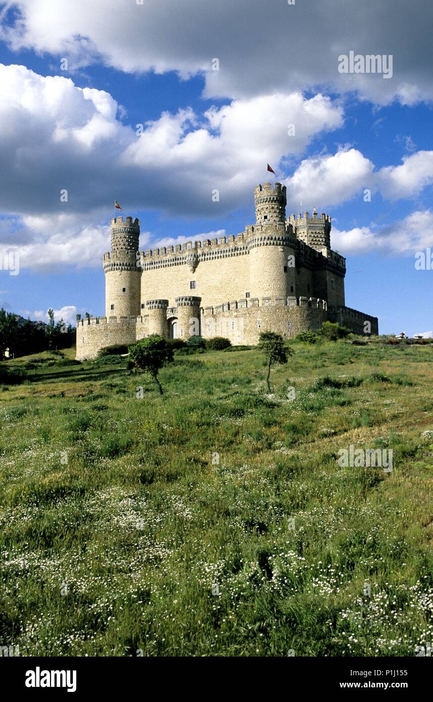 Comunidad Autónoma de Madrid: Manzanares El Real Schloss an der Sierra de Guadarrama Gebirges. Stockfoto