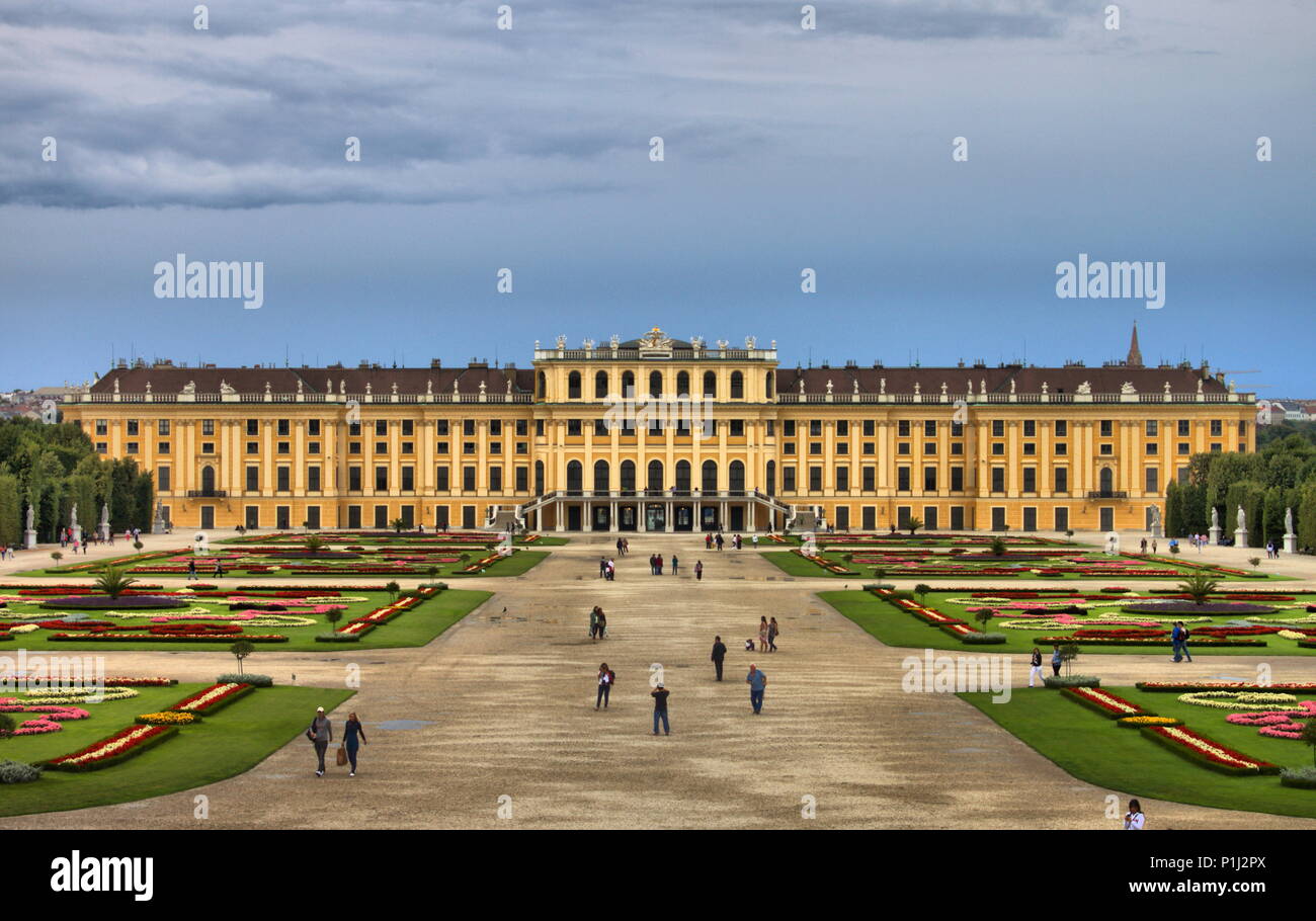 Wien, Österreich - 1. Juli 2018: Schloss Schönbrunn am 1. Juli 2018 in Wien, Österreich Stockfoto