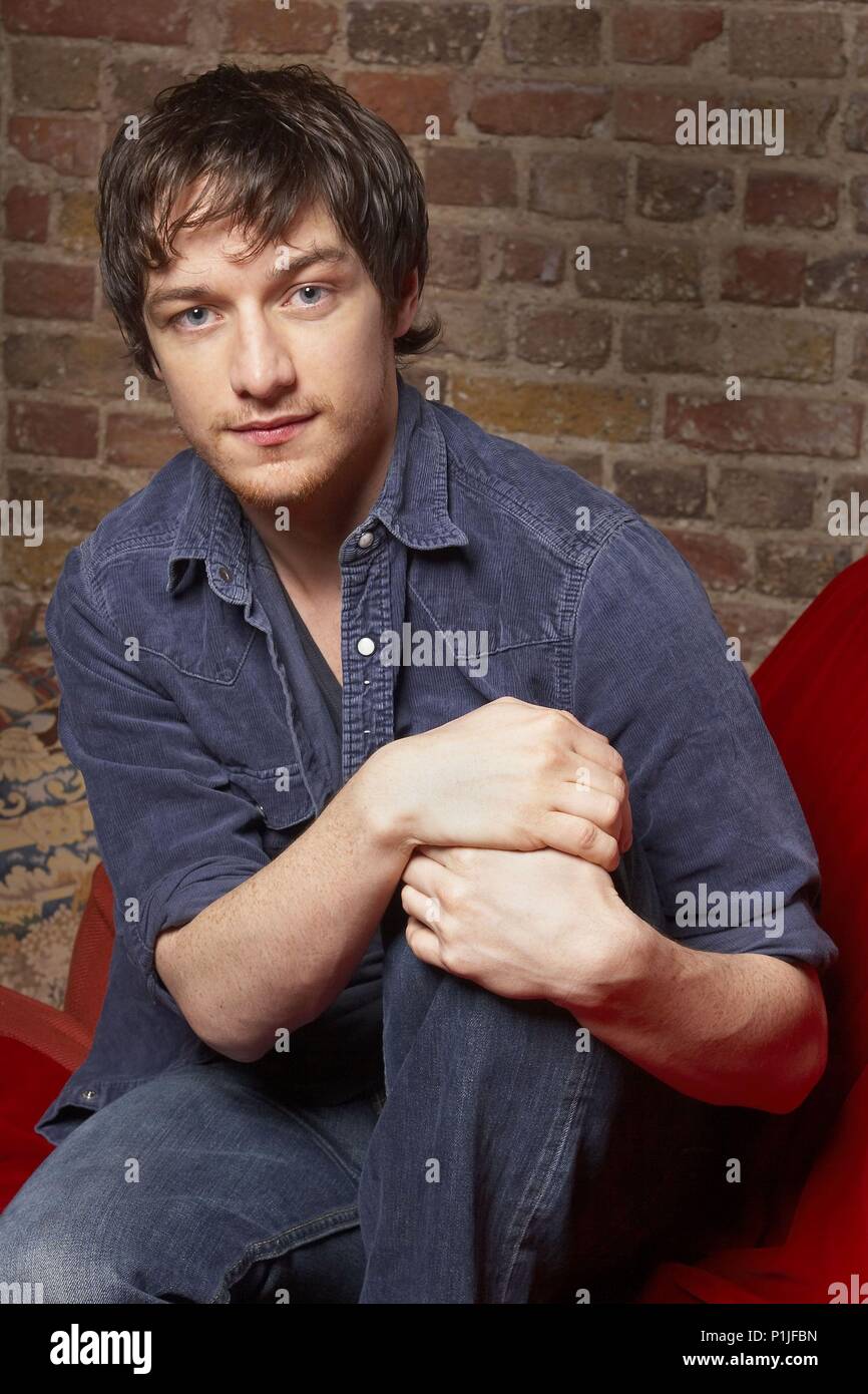 James Mcavoy The Chronicles Of Narnia The Lion The Witch And The Wardrobe 2005 Stockfotografie Alamy