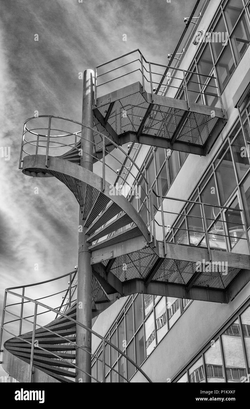 Van Nelle Fabrik, UNESCO-Weltkulturerbe. Die ehemalige Van Nelle Fabrik auf dem Fluss Schie in Rotterdam in den Niederlanden. Symbol des neuen Objek Stockfoto