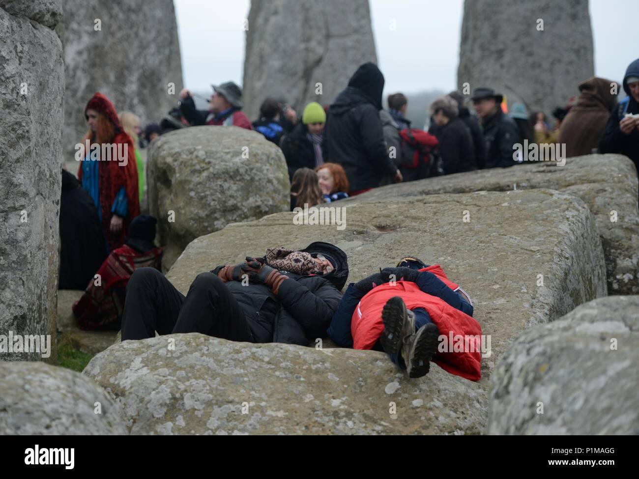Frühjahrs-tagundnachtgleiche ist in Stonehenge, Wiltshire 20/03/2016 gefeiert. Stockfoto