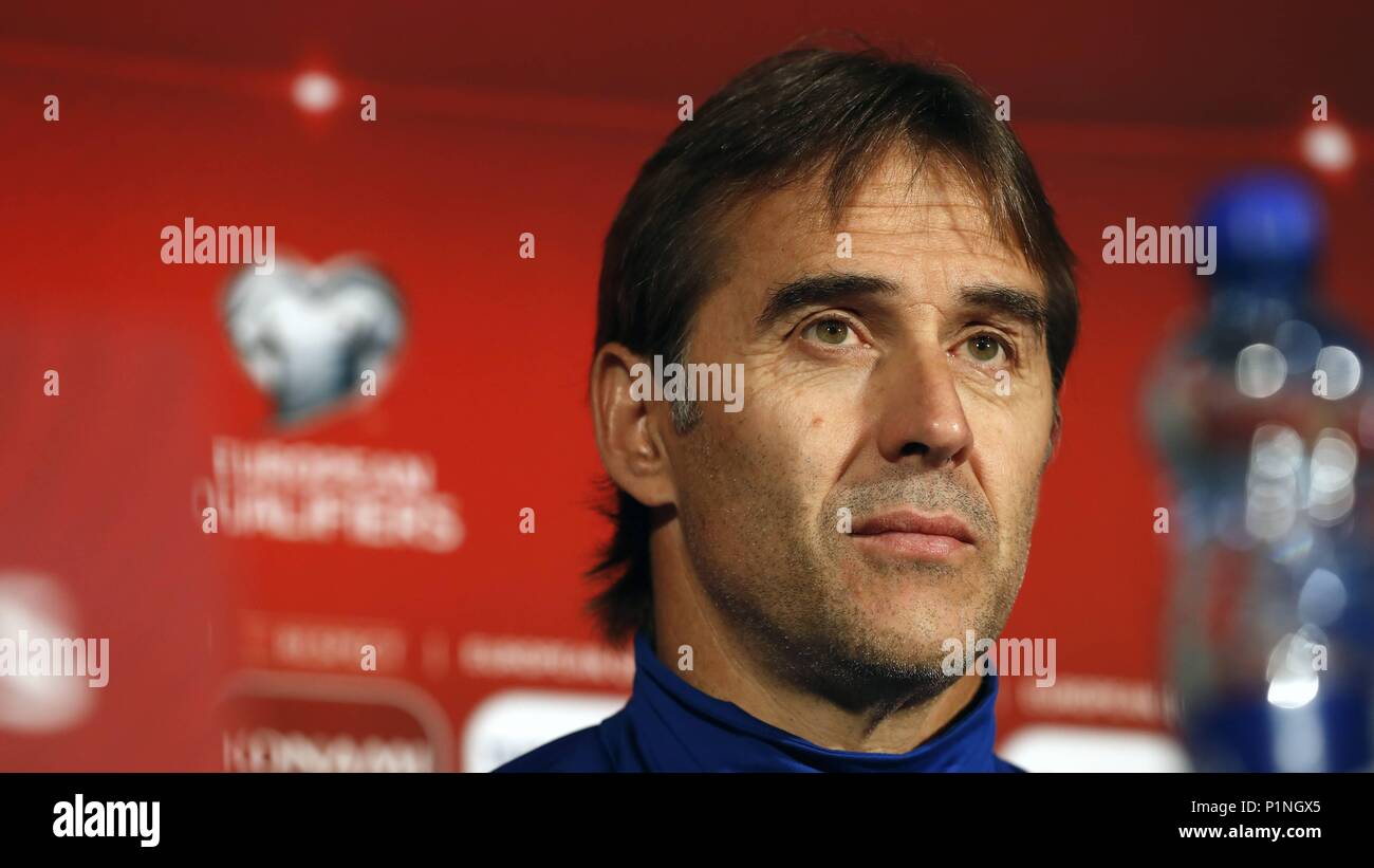 Vaduz, Liechtenstein 04.09.2017, WM-Qualifikation, Pressekonferenz und Ausbildung zum Spiel Liechtenstein - Spanien, Trainer Julen Lopetegui (Spanien) (DeFodi 523 Vaduz Liechtenstein 04 09 2017 WM-Qualifikation Pressekonferenz und Ausbildung Spiel Liechtenstein Spanien Team Manager Julen Lopetegui Spanien DATEI FOTOS: Das spanische Team Auswahl Trainer, Julen Lopetegui, mittellos von seiner Position Stockfoto