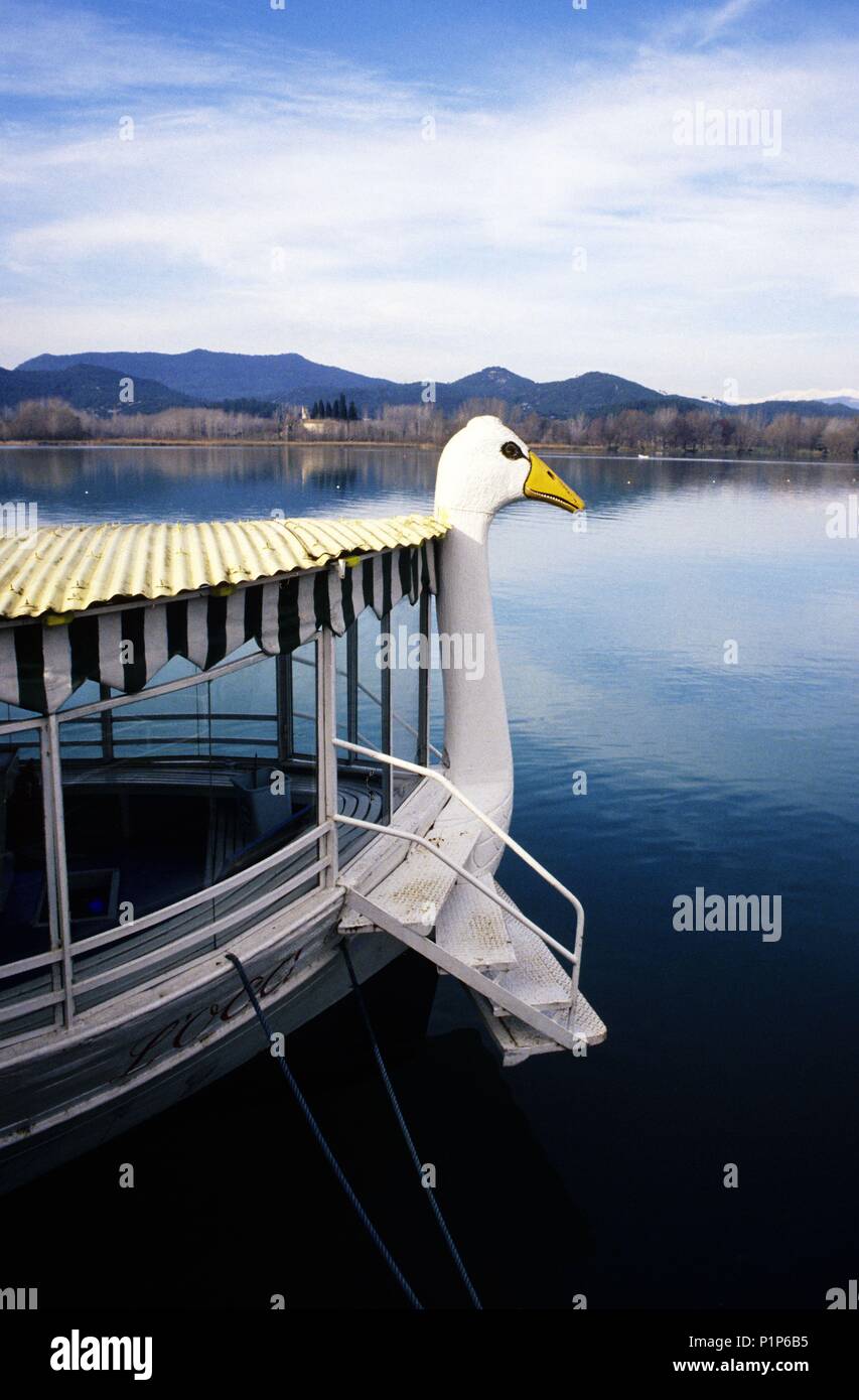 Banyoles See; traditionellen touristischen Schiff (Pla de l'Estany Region). Stockfoto
