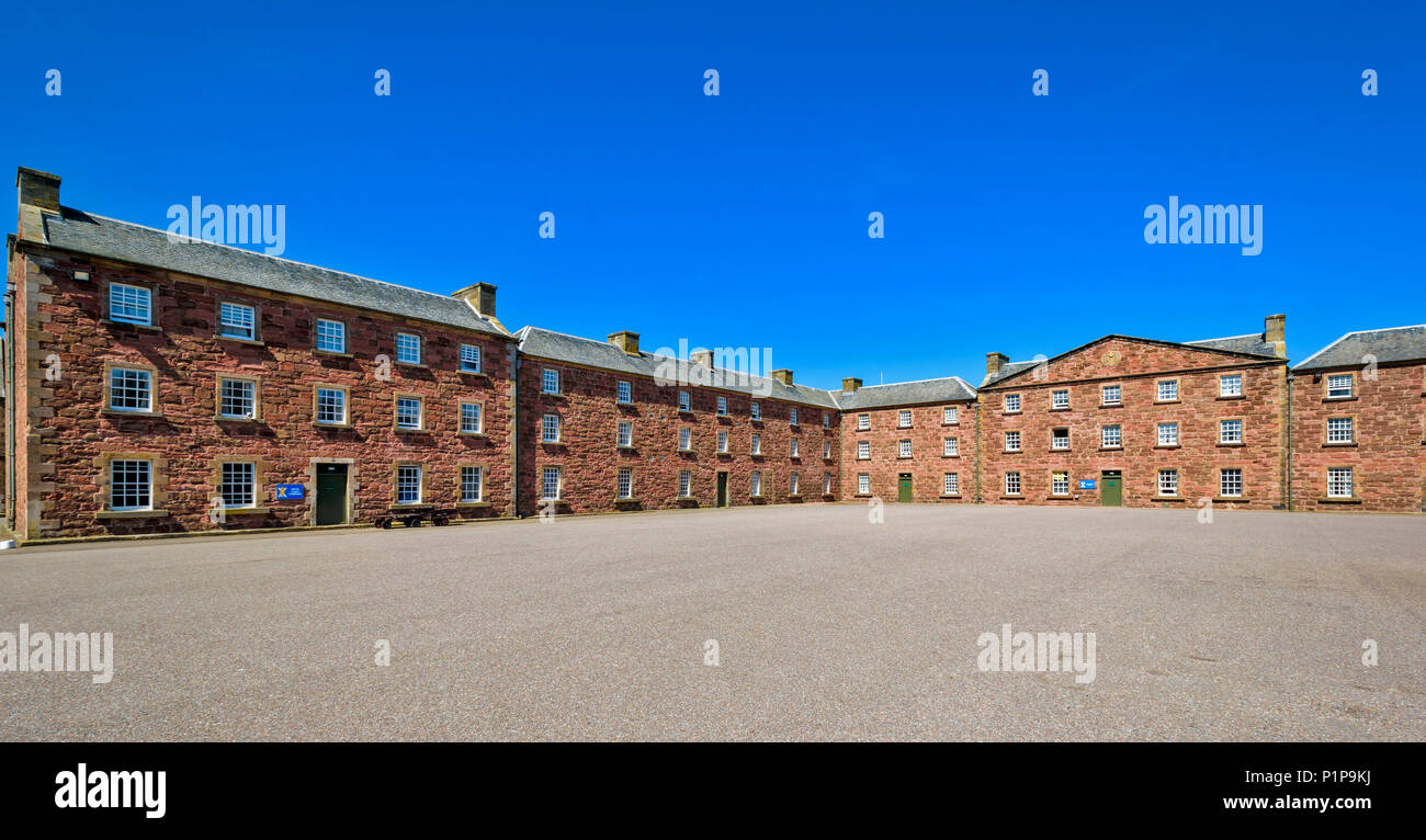 FORT GEORGE ARDERSIER INVERNESS SCHOTTLAND UNTERNEHMEN GEBÄUDE UM EIN GROSSES QUADRAT Stockfoto