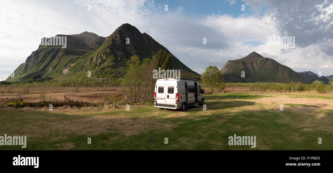 Burstner Citycar Serie 600 in Norwegen Stockfoto