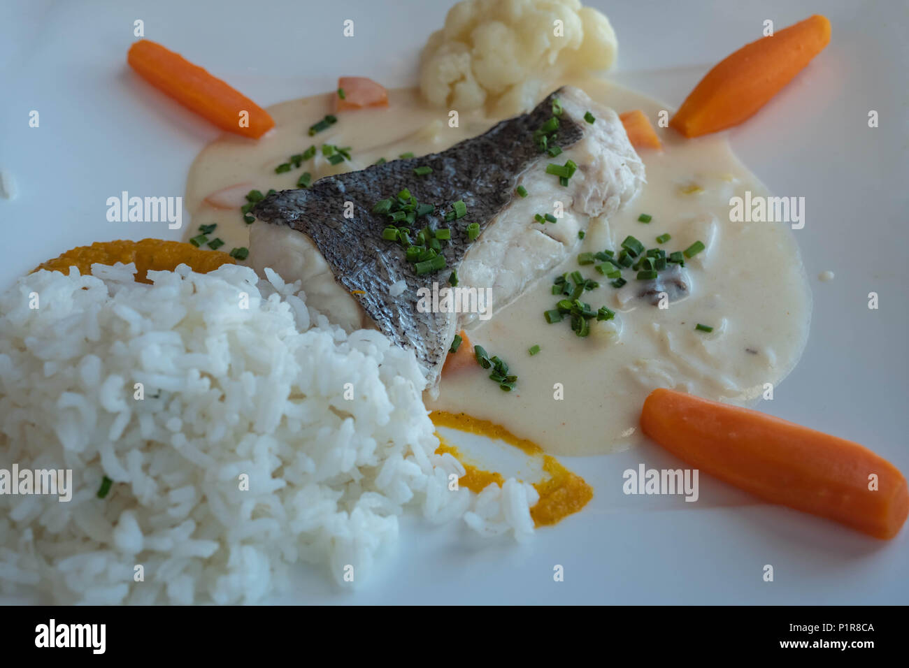 Französische Café scen in der Bretagne in Nordfrankreich Stockfoto