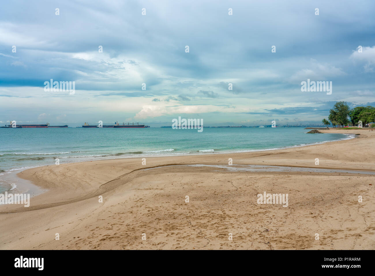 East Coast Park Strand in Richtung Westen, Südwesten über Singapur Strait Stockfoto