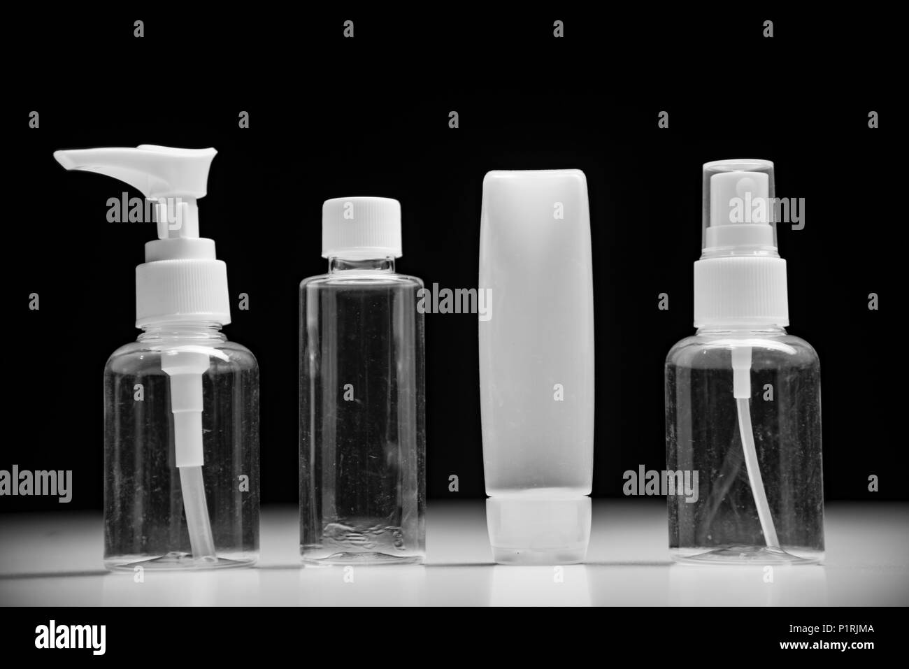 Leere Flasche für Kosmetik. Stockfoto