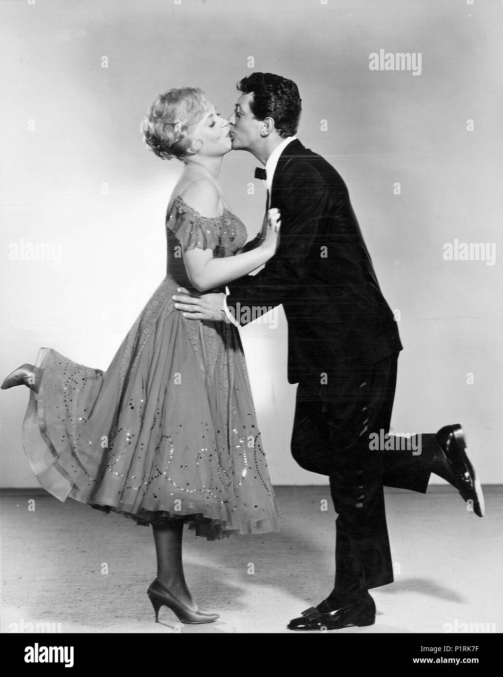 Original Film Titel: Glocken läuten. Englischer Titel: Glocken läuten. Regisseur: VINCENTE MINNELLI. Jahr: 1960. Stars: JUDY HOLLIDAY; Dean Martin. Credit: MGM /Album Stockfoto