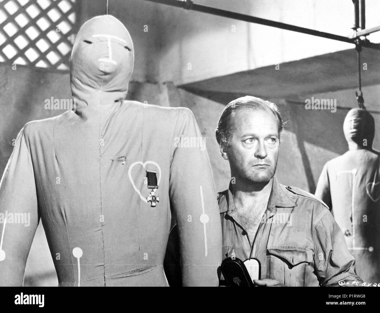 Original Film Titel: BITTERER SIEG. Englischer Titel: BITTERER SIEG. Regisseur: Nicholas Ray. Jahr: 1957. Stars: Curd Jürgens. Quelle: COLUMBIA PICTURE CORPORATION/ROBERT LAFFONT/TRANSKONTINENTALE/C/Album Stockfoto Original Film Titel: BITTERER SIEG. Englischer Titel: BITTERER SIEG. Regisseur: Nicholas Ray. Jahr: 1957. Stars: Curd Jürgens. Quelle: COLUMBIA PICTURE CORPORATION/ROBERT LAFFONT/TRANSKONTINENTALE/C/Album Stockfoto