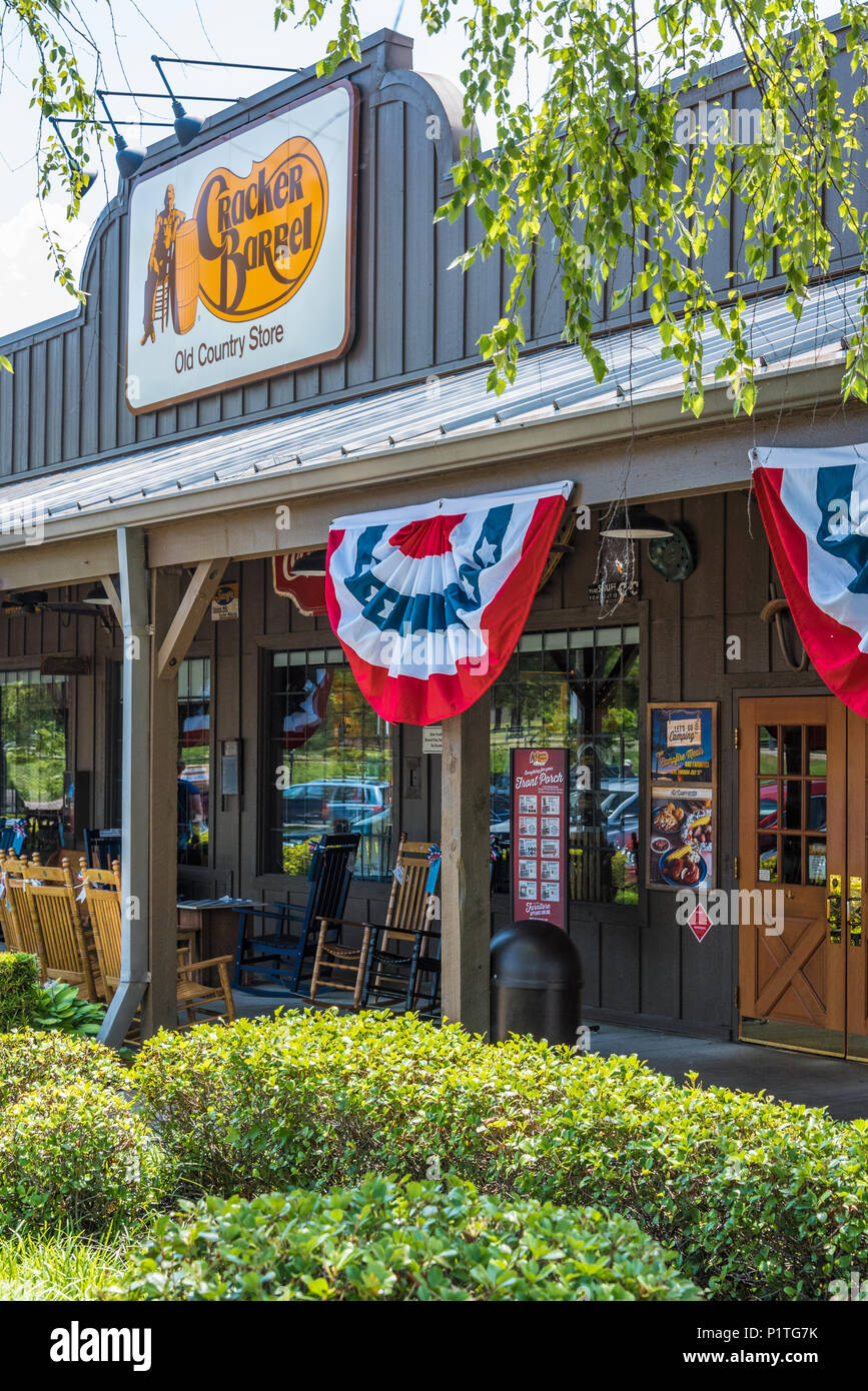 Cracker Barrel Old Country Store in Russellville, AR. (USA) Stockfoto