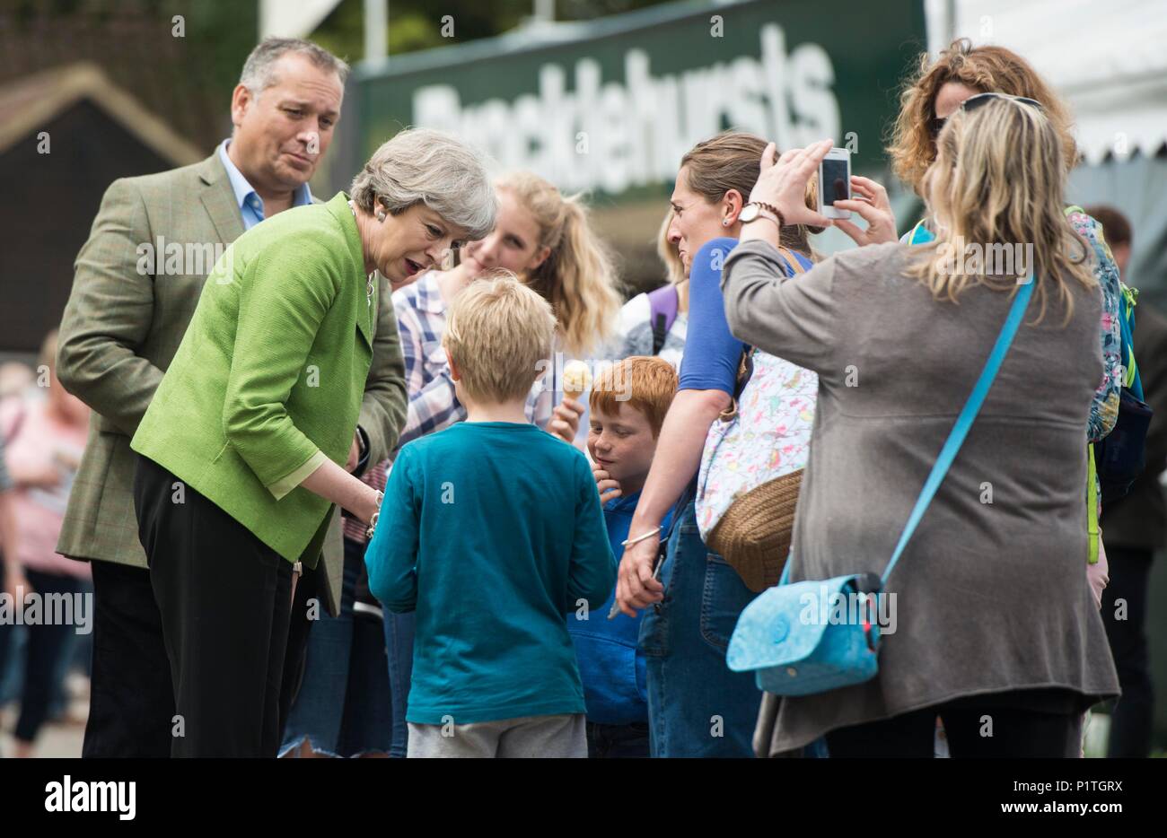 PM Theresa May besucht die Badewanne und West am Tag der Eröffnung 31/05/17. Stockfoto