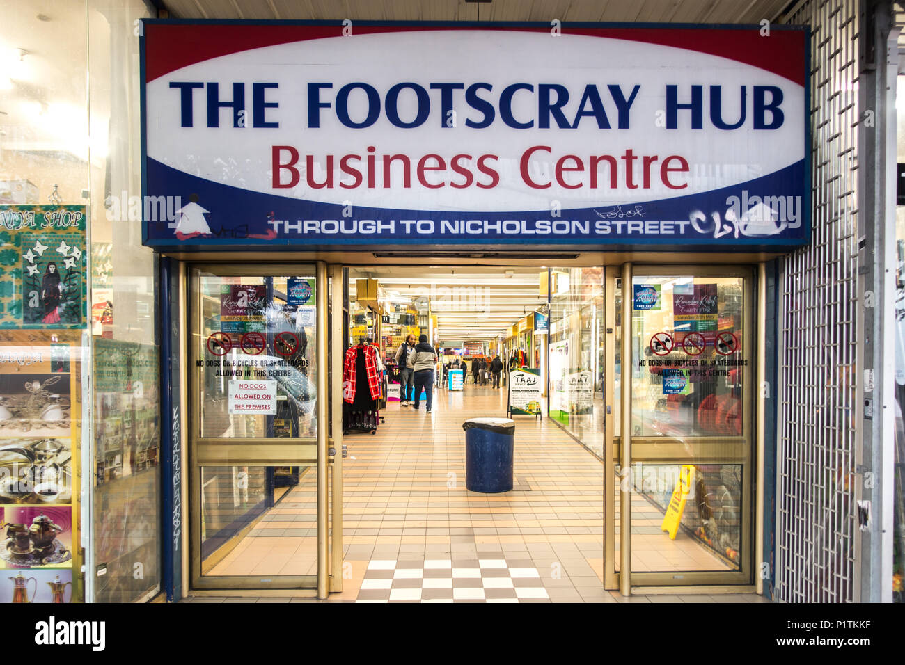 Eingang der Footscray Hub - ein Shopping und Business Center verfügt über afrikanische Unternehmen. Melbourne, VIC, Australien Stockfoto