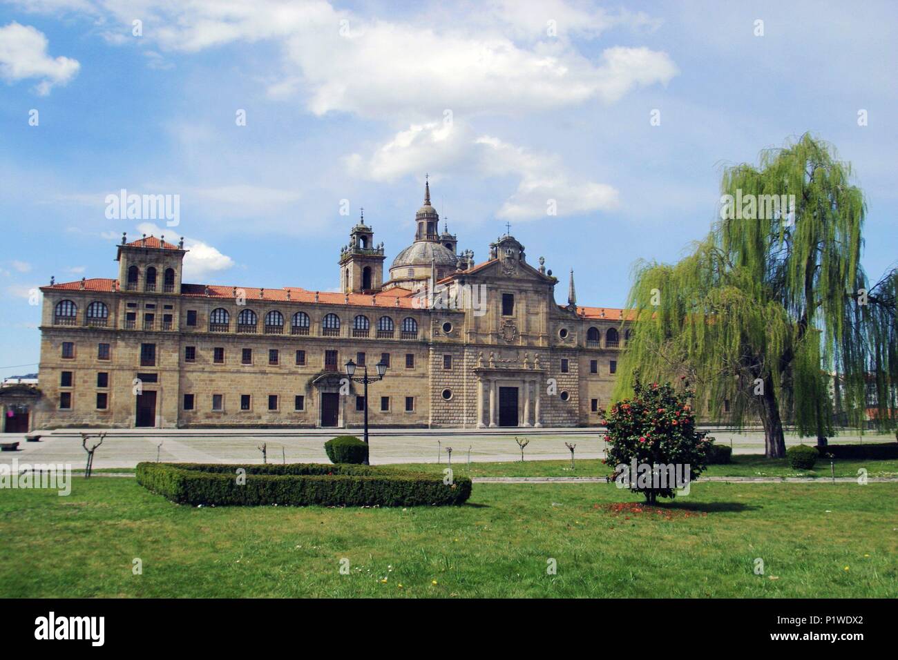 Monforte de Lemos, Colegio de la Compañía (que acoge pinturas de El Greco). Stockfoto