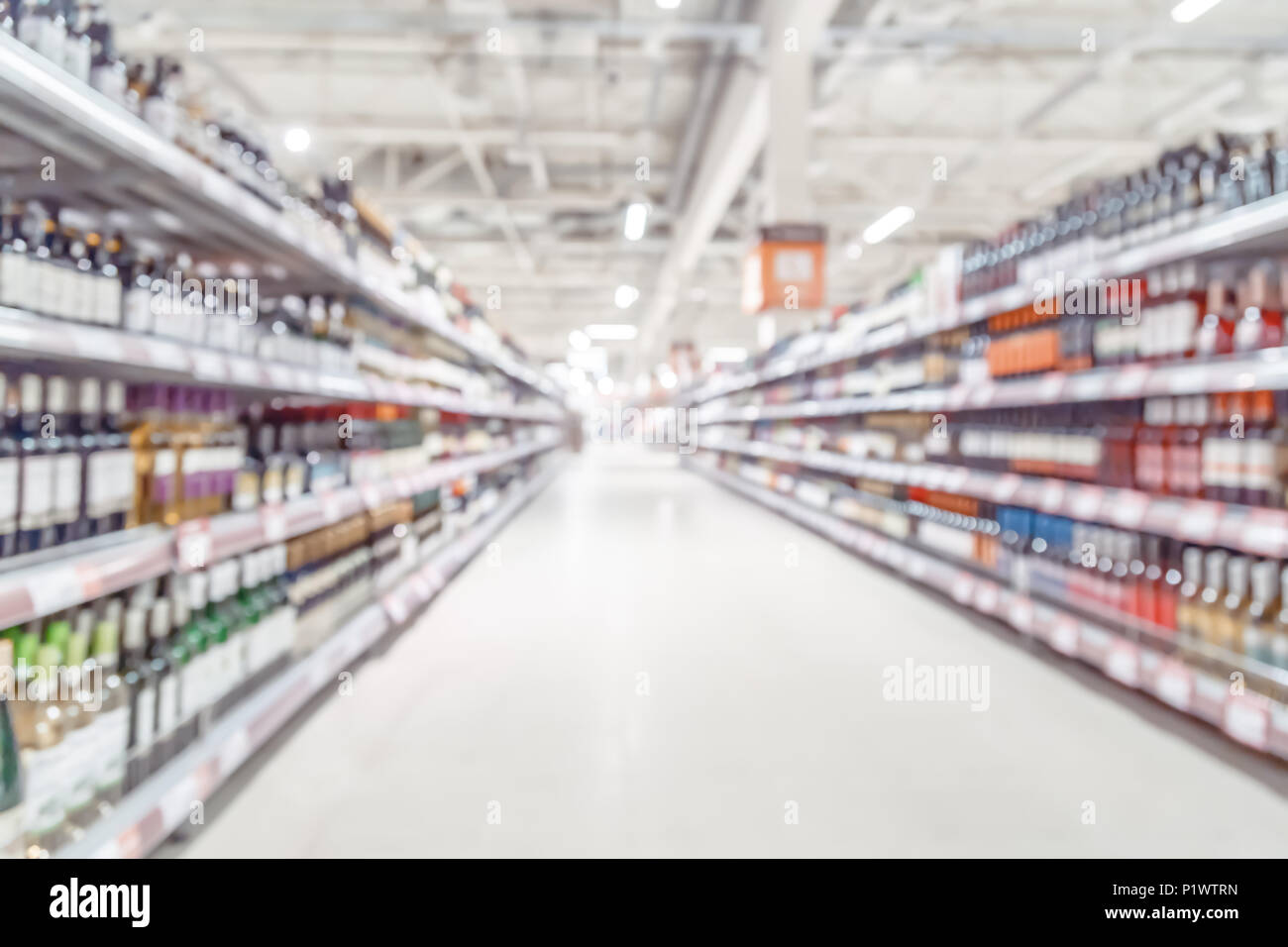 Unscharfer Hintergrund - Abstract blur Shopping Mall store Interieur. Stockfoto