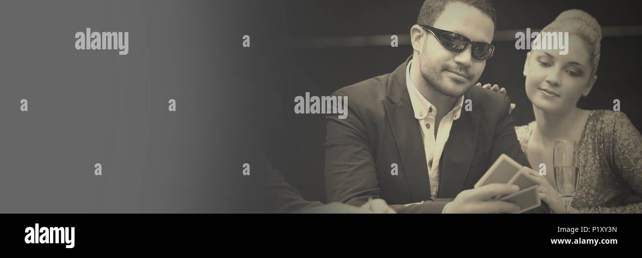 Poker Spieler im Casino Stockfoto