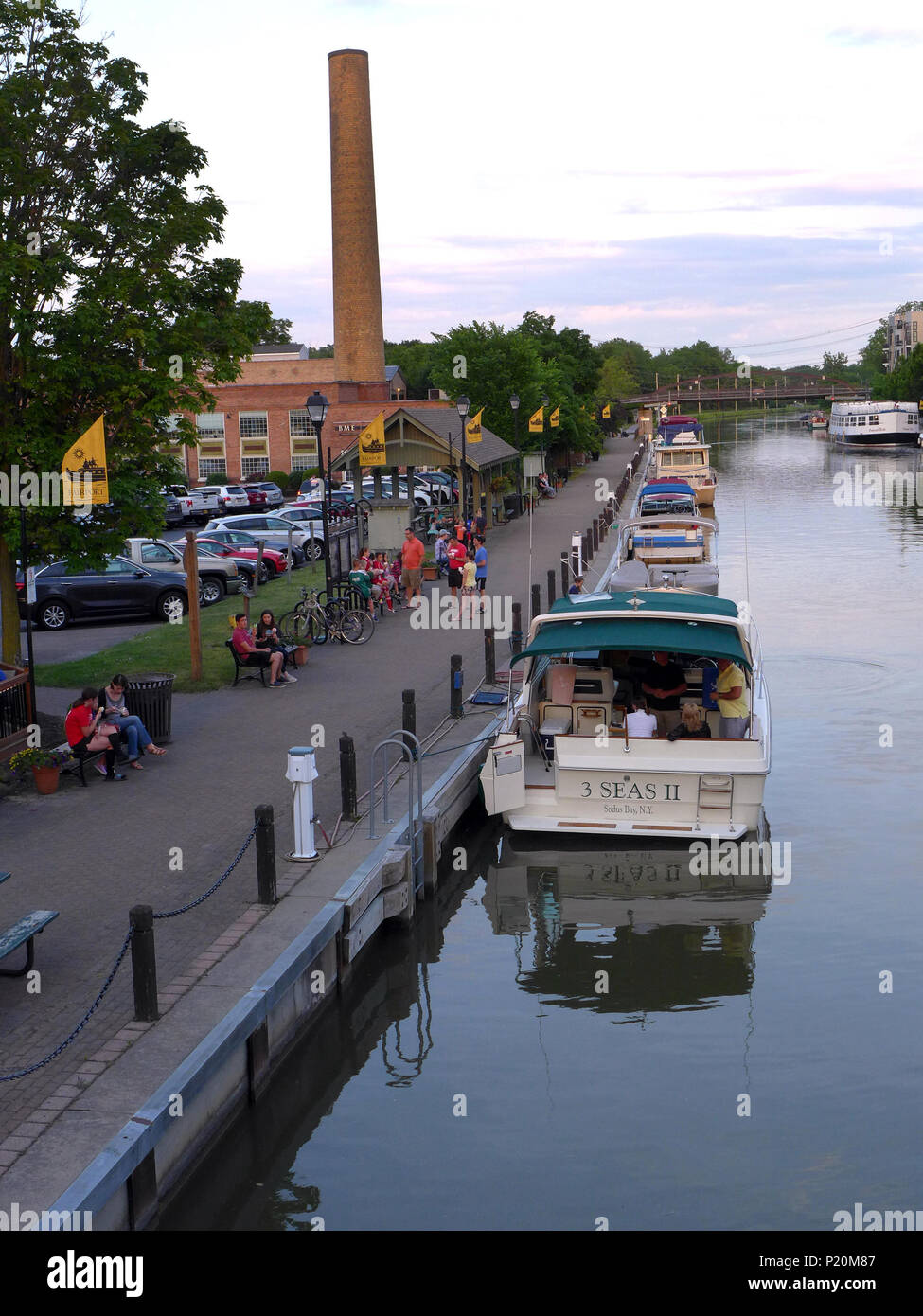 Angelegte Boote auf Erie Canal in Fairport NY. Stockfoto