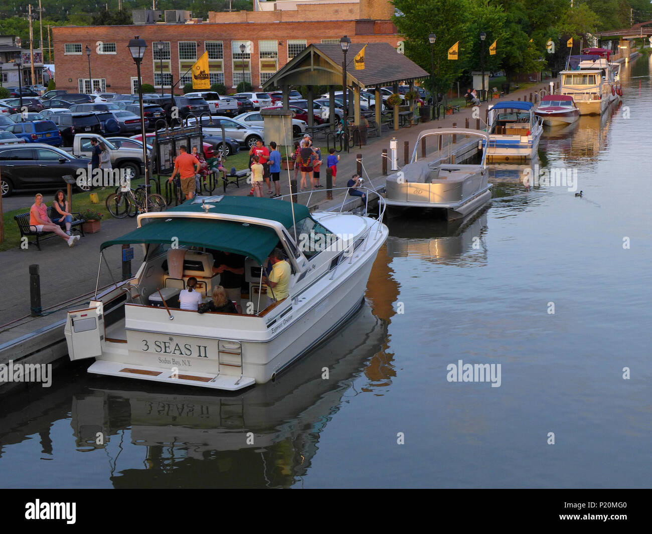 Angelegte Boote auf Erie Canal in Fairport NY. Stockfoto